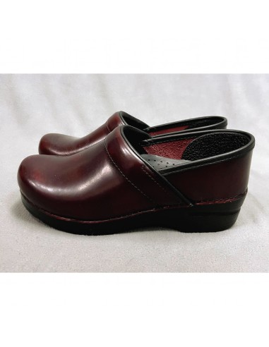 Dansko cordovan Professional clog, size 7.5, BRAND NEW! pas cher