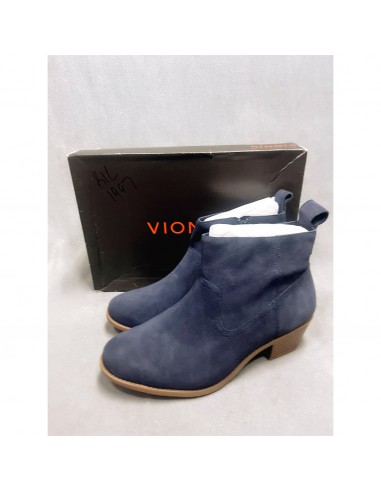 Vionic "Joy Vera" booties, size 8.5. NEW IN BOX! 2023