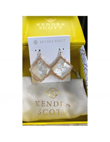 Kendra Scott "Kristen" mother of pearl earrings, NEW IN BOX! d'Europe débarque